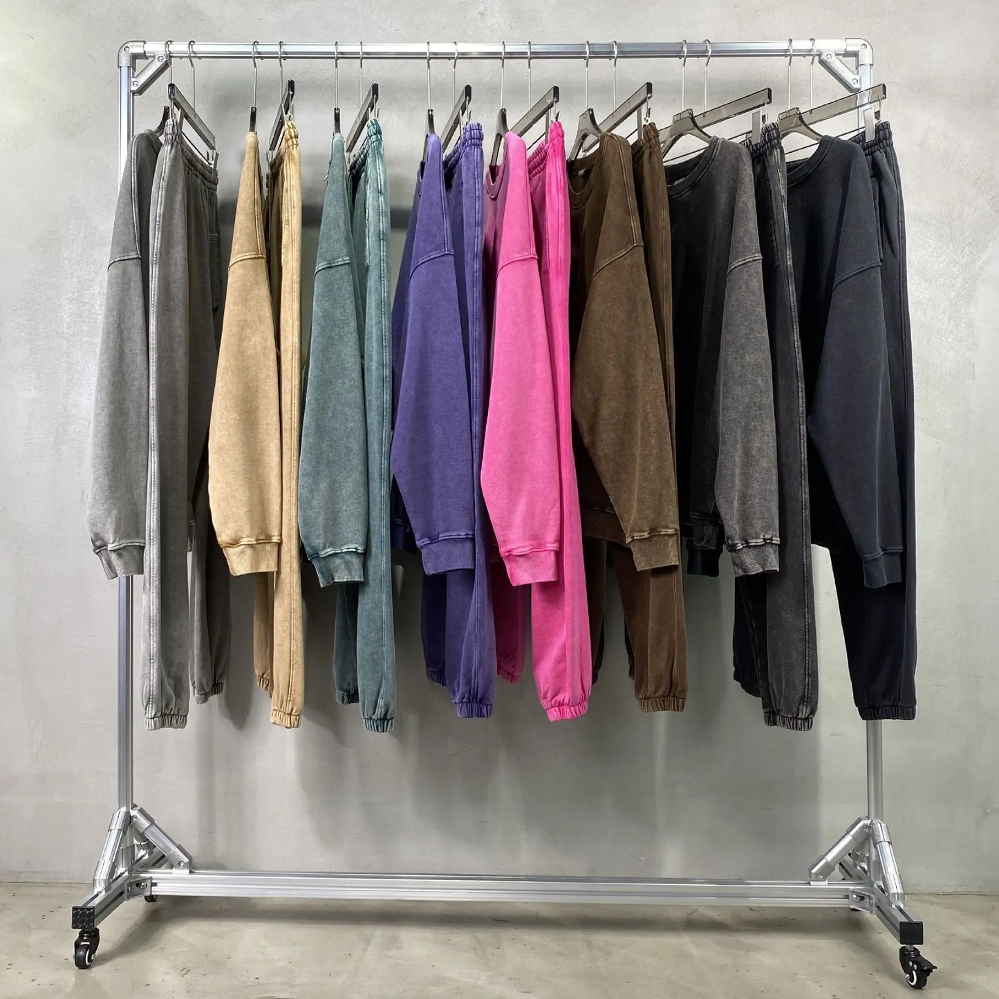 Vier Jahreszeiten Neue Mode Für Männer Casual Trendy Amerikanischen Gewaschen Gewachst Lose Einfarbig Hosen Gerade Jogger Hosen Männliche Hosen.