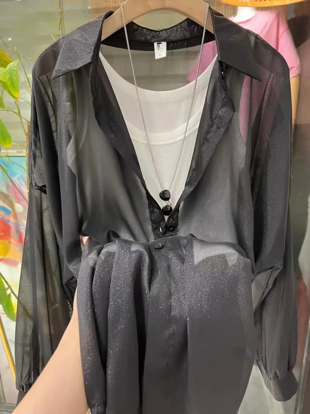 1pcs Woman Four Seasons Shirt Lady Thin Sunscreen Shirts Female Casual Long Sleeve Turn-down Collar Loose Med-Length Style Tops.