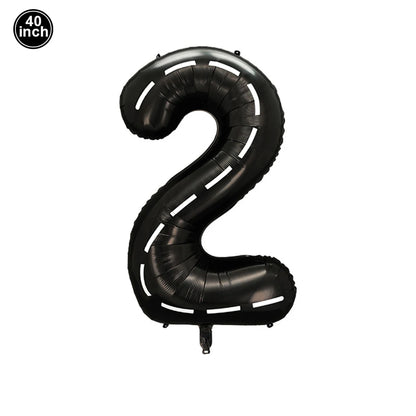 Rennwagen-Thema, zwei schnelle Jungen, Partydekorationen zum 2. Geburtstag für Rennwagen, karierte Flaggen, Rennrad, Einweggeschirr.