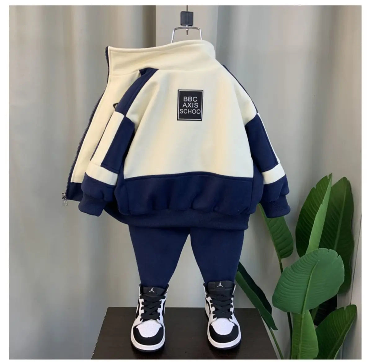Children's Clothing Set Spring and Autumn Season New Boys and Babies Casual Jackets and Pants 2-piece Set Korean Sportswear.