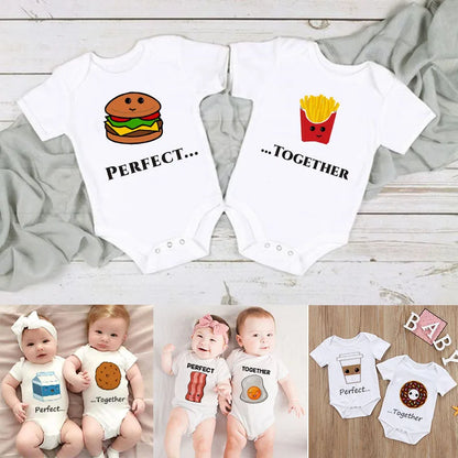 Perfect Together Twin Babykleidung Lustige Zwillings-Outfits Strampler Junge Mädchen Duschgeschenk Sommer Kurzarm-Bodys Bruder/Schwester.