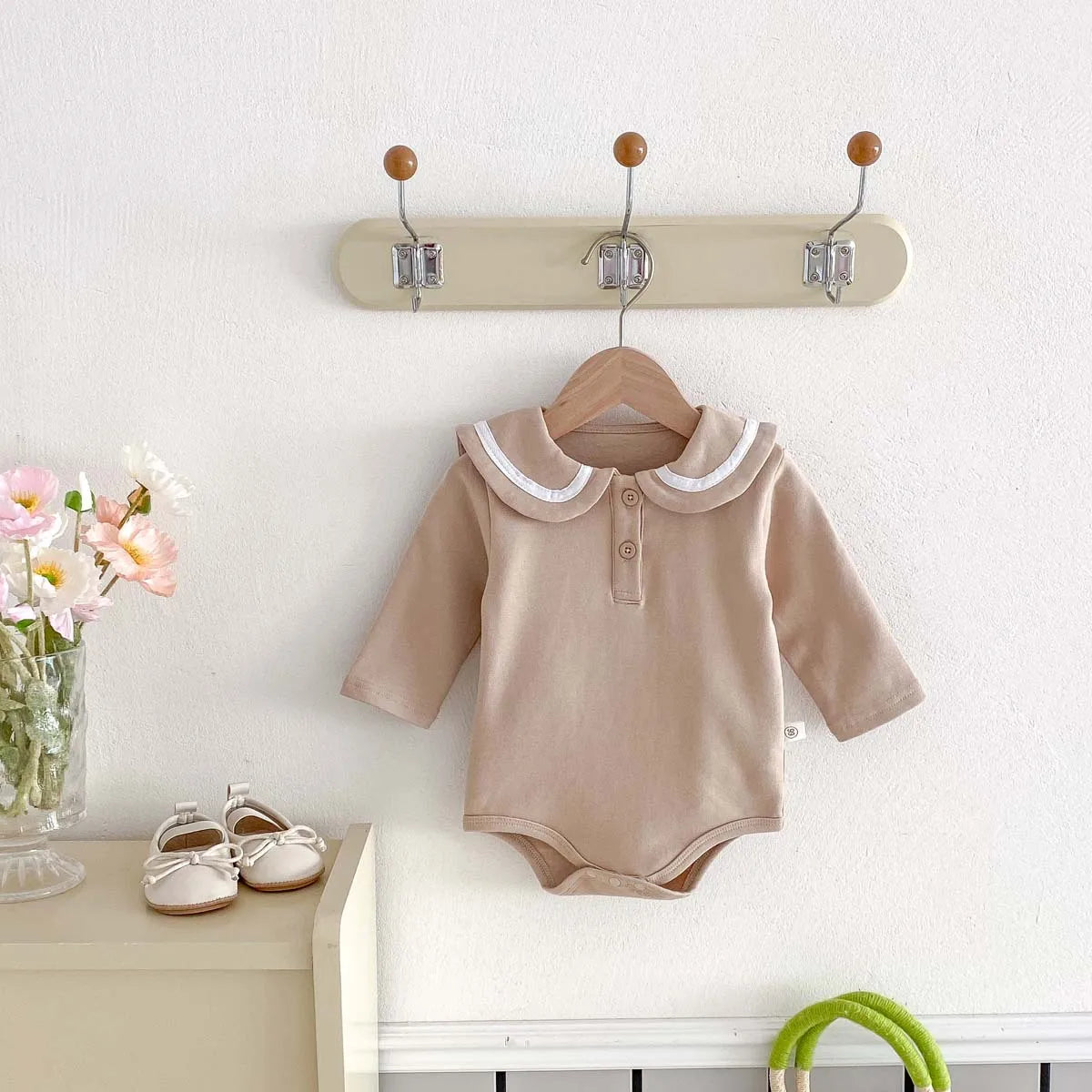 2025, Herbst und Winter, neu für Kinder, Babys, Jungen und Mädchen, Peter-Pan-Kragen-Outfits, Kleinkinder-Overalls, Samt-Bodys, warm halten