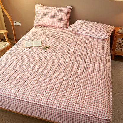 For High-Quality Quilted Plaid Mattress Cover,Mattress Protector,- Antibacterial, Breathable,Comfortable for Fresh Sleep Experie