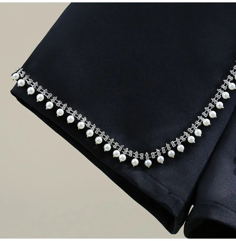2025 Spring Summer New Simplicity Fashion Diamonds High Waist Shorts Women Clothes Fashion Patchwork Solid Color Wide Leg Pants.