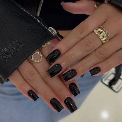 Classic Simple Glossy Solid Color Black Red Blue Green White Short Fake Nails Art False Nails Charm Press on Nails Manicure Tool.