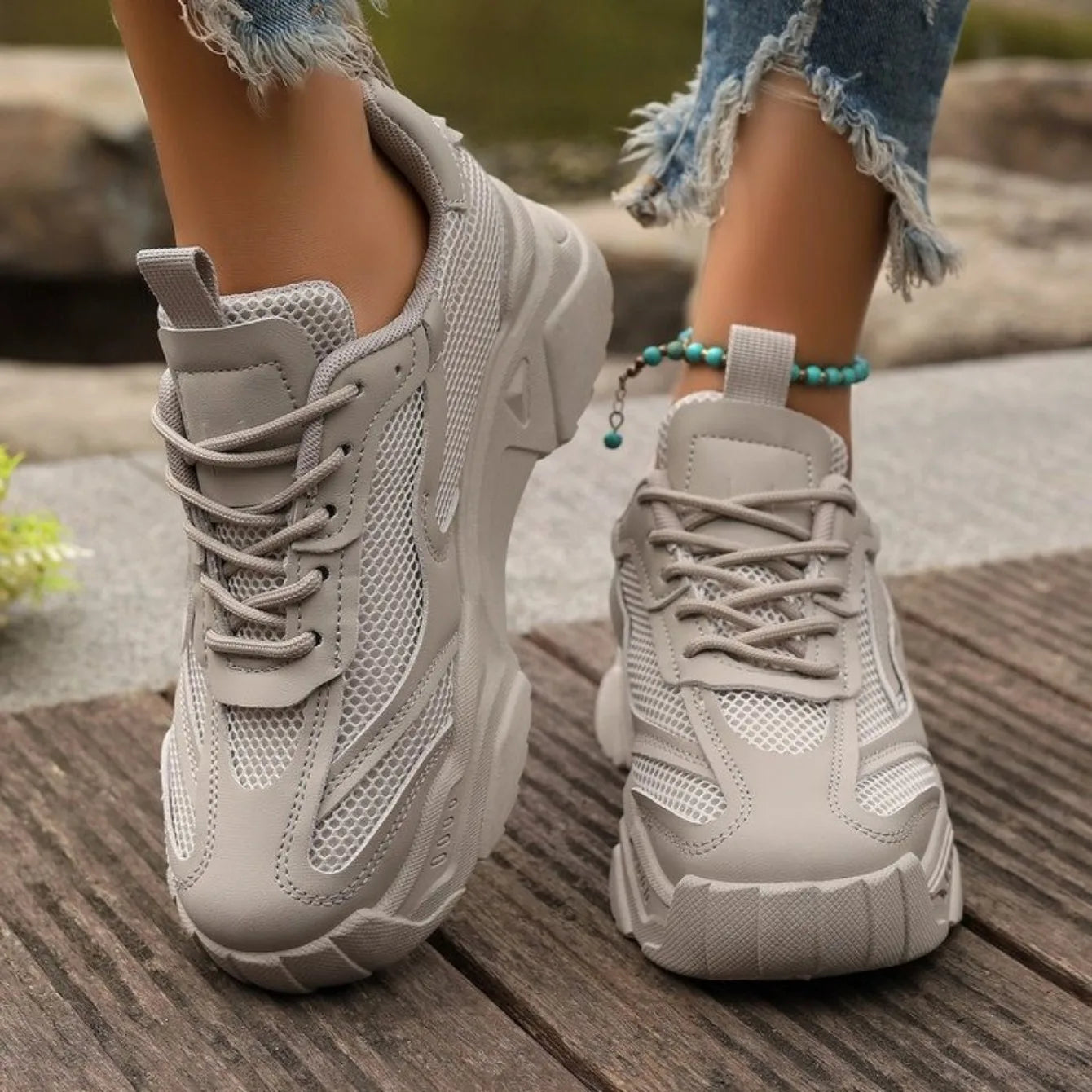 Women Sneakers New Fashion Mesh Breathable Tennis Girl Platform Shoes for Women Outdoor Comfortable Lightweight Sneakers Women