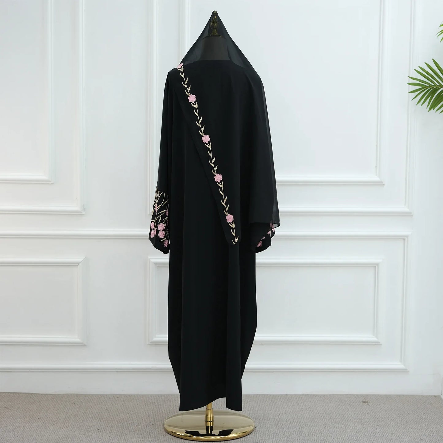 Islamic Clothes Black Flower Embroidery Abayas for Women Dubai Cardigan Muslim Saudi Open Abaya Kimono Luxury Hijab Dress Kaftan