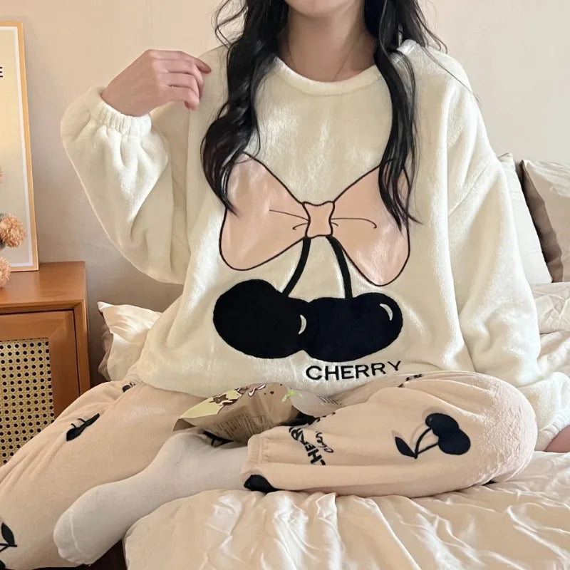 Thickened Warm Sleepwear for Winter Cartoon Flannel Pajamas Homewear Women Velvet Coral Velvet Cartoon Bear Nightwear Loungewear.