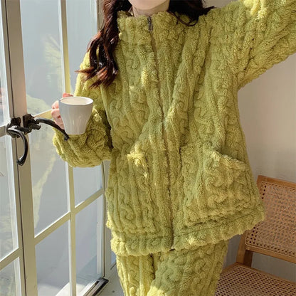 Große Größe Flanell Pyjama Set Herbst Winter Weibliche Nachtwäsche Hosen Anzug Verdicken Korallen Fleece Hohe Kragen Lounge Tragen Homewear