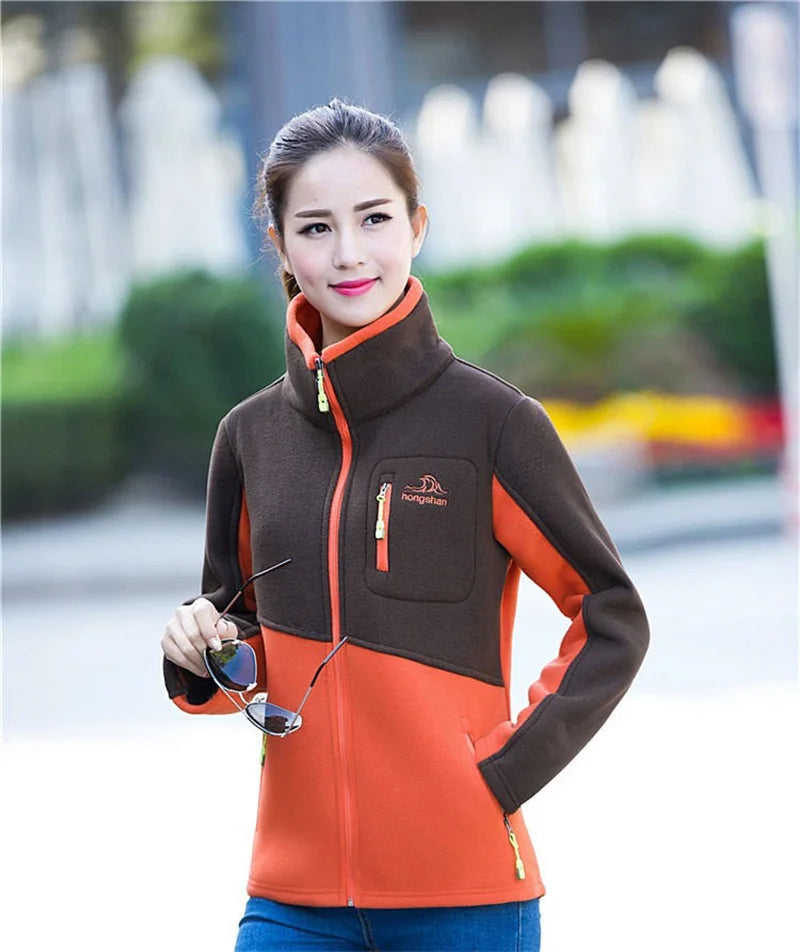 Plus Size Damen-Plüsch-Sweatshirt, verdickter Fleece-Mantel, junge, bestickte Bluse mittleren Alters, lockerer Reißverschluss, weibliche Jacke.