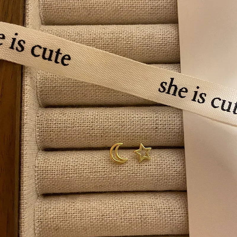 silver-plate Gold Color Mini Small Butterfly Heart Stud Earring For Women Cartilage Helix Tragus Ear Piercing Jewelry Gift.