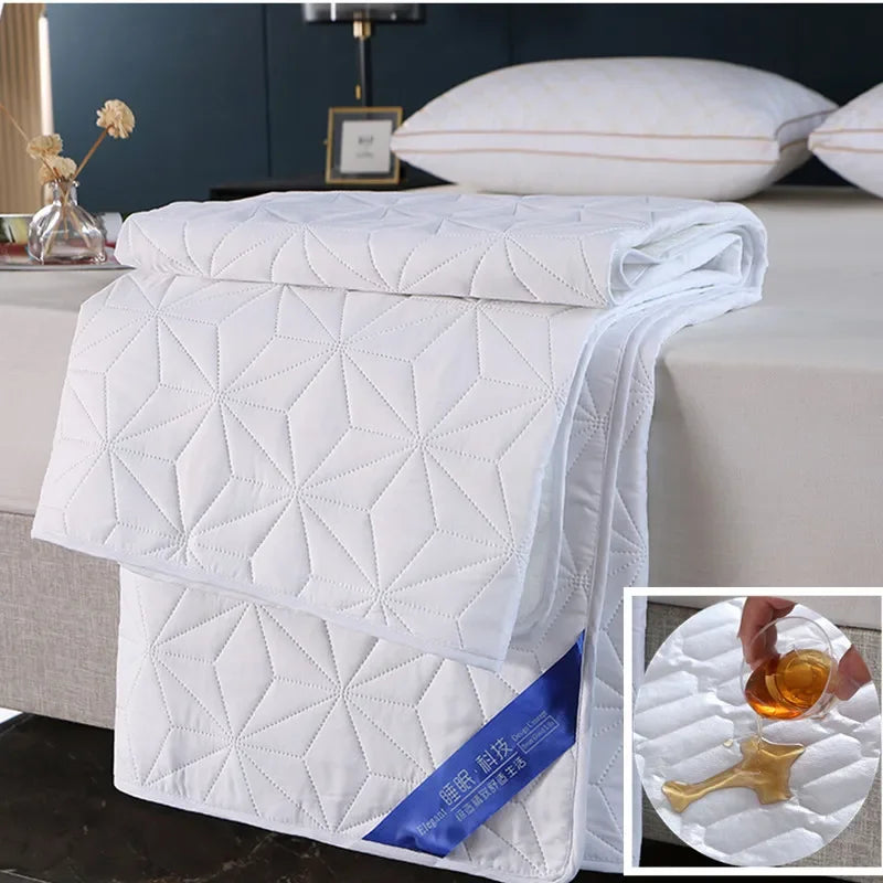 Sandwich Cotton Quilted Waterproof Bed Pad Elderly and Children Bed Protectors Pads Non-slip Anti Dust Skin-friendly Bed Cover.
