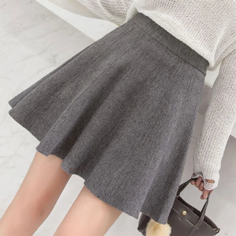 Solid Color Basic Knitted Mini Skirts Women New Autumn Winter Elastic Waist A-Line Skirts Ladies Korean All Match Pleated Skirt.