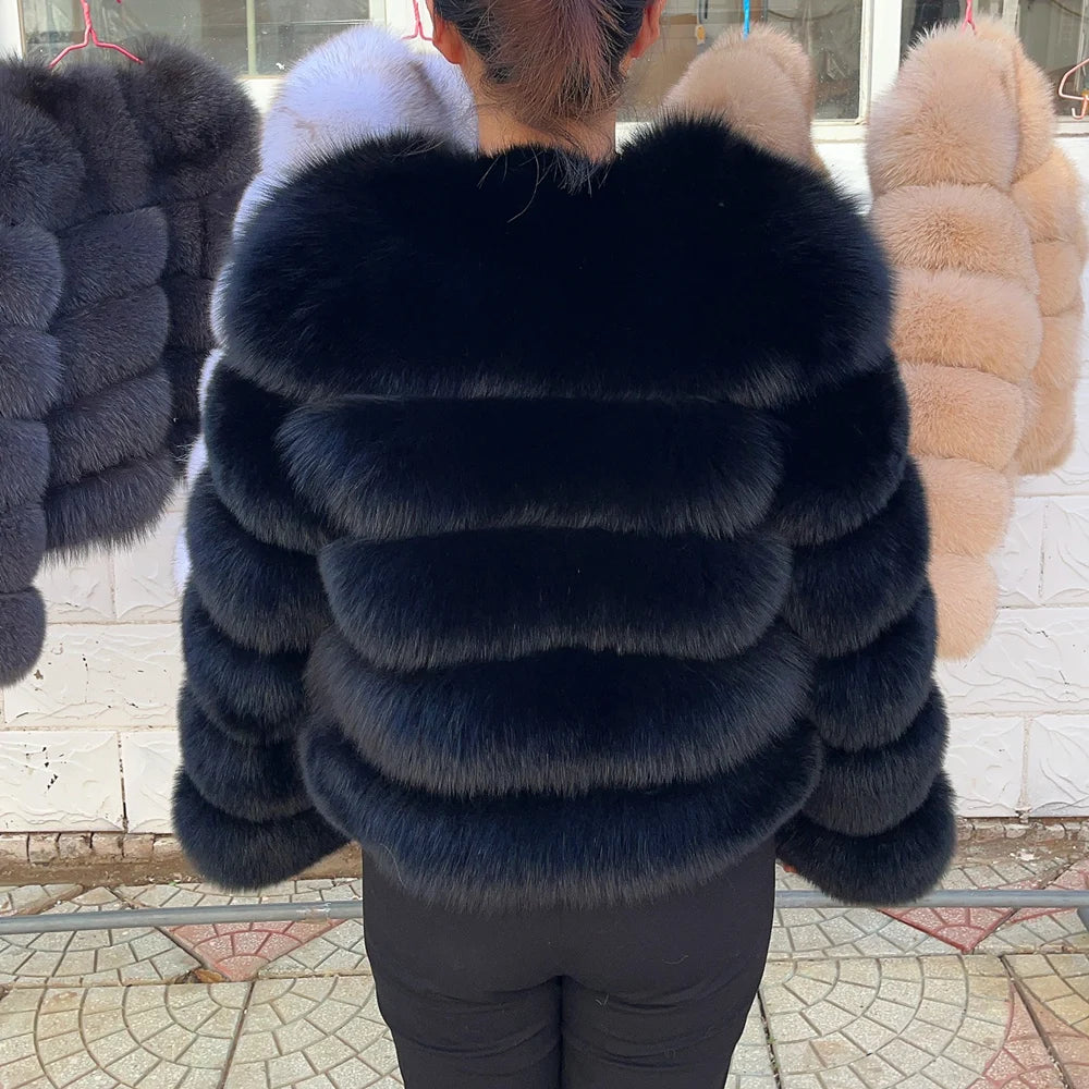 QUEENTINA Fuchspelzmantel Echt Winter Damen Neue Mode Flauschig 2025 Leder und Haut Weiße Kleidung Natürlich Neu in Mäntel und Jacken.