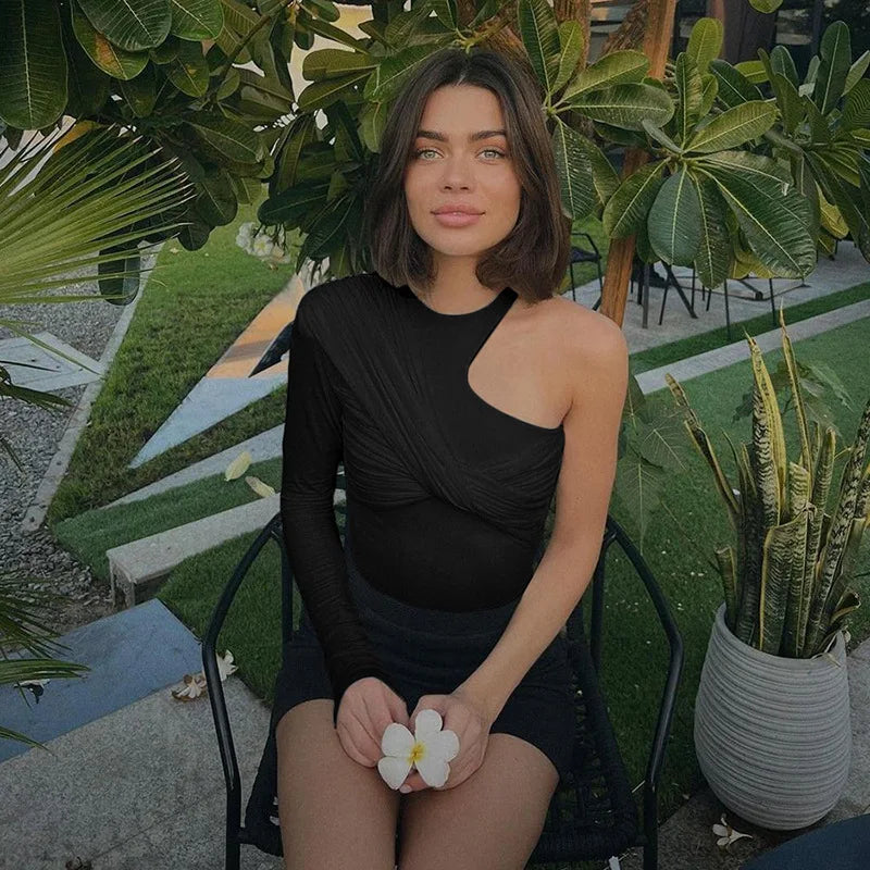 Autumn 2025 Long Sleeve Pullover New Fashion Sexy Spice Girls Crew Neck Single Rotator Sleeve Pleated Slim Bodysuit Women.