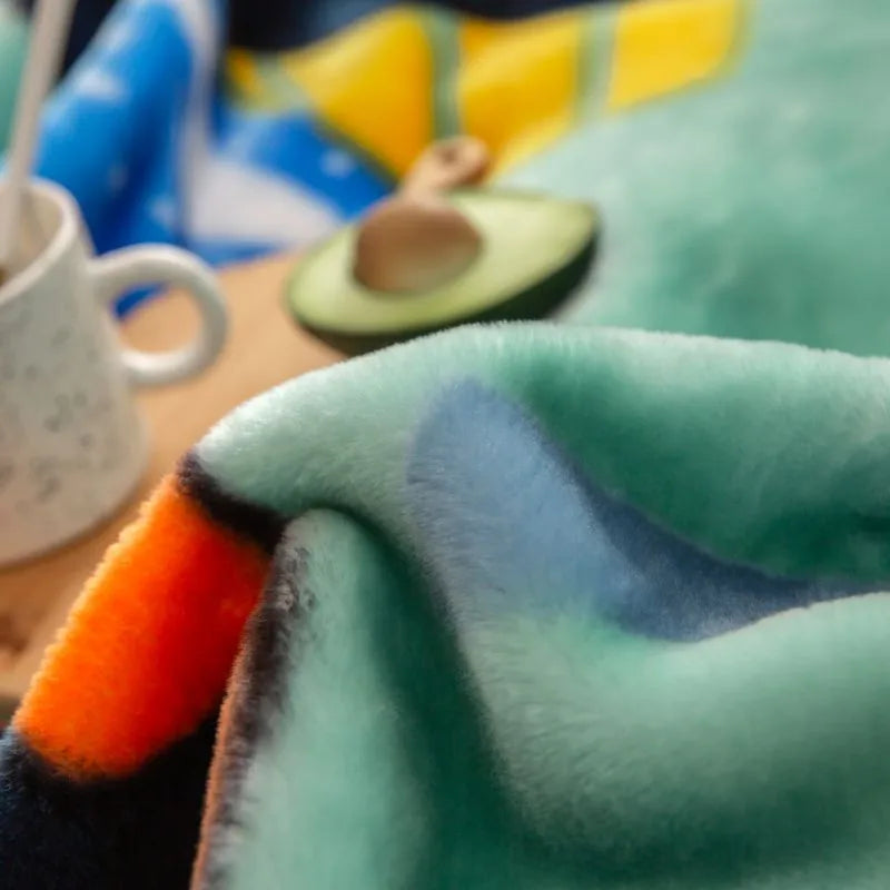 Ultra Soft Cozy Flowers Rose Throw Blanket Microfiber Heavy Fluffy Fleece Blanket for Home Bed Dormitory