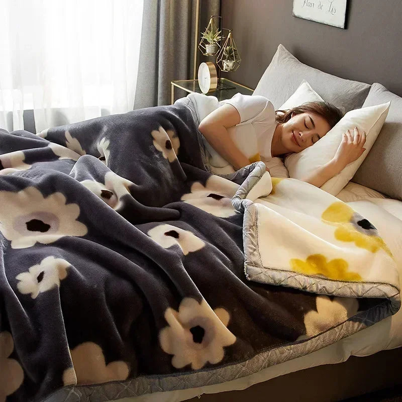Double Sided Printed Autumn Winter Blankets for Bed Soft Warm Encrypted Flocking Raschel Blanket Skin Friendly Weighted Blanket