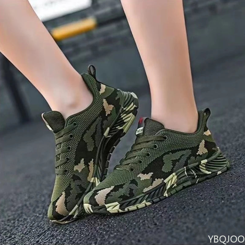 Mesh Camouflage Sportschuhe Herren Langlebige Freizeitschuhe Herren Anti Slip Tennis Outdoor Wandern Leichte Flache Schuhe Sneakers.
