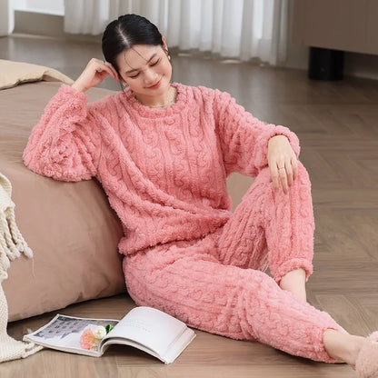 Korallen Samt Neue Warme Pyjamas Homewear Anzug Japanische und Koreanische frauen Herbst und Winter Verdickte Lose Pyjamas Homewear Anzug.