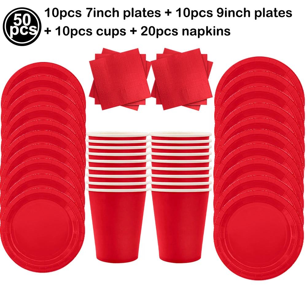 Solides rotes Thema, Einweggeschirr, rote Pappteller, Lebensmitteltablett, Tassen, Servietten, Löffel, Tischdecken, Hochzeit, Geburtstag, Party-Dekoration.