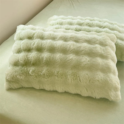 Luxury Faux Rabbit Fur Velvet Fleece Plush Soft Warm Bedding Set Super Comfortable Duvet Cover Set Blanket Bed Sheet Pillowcases