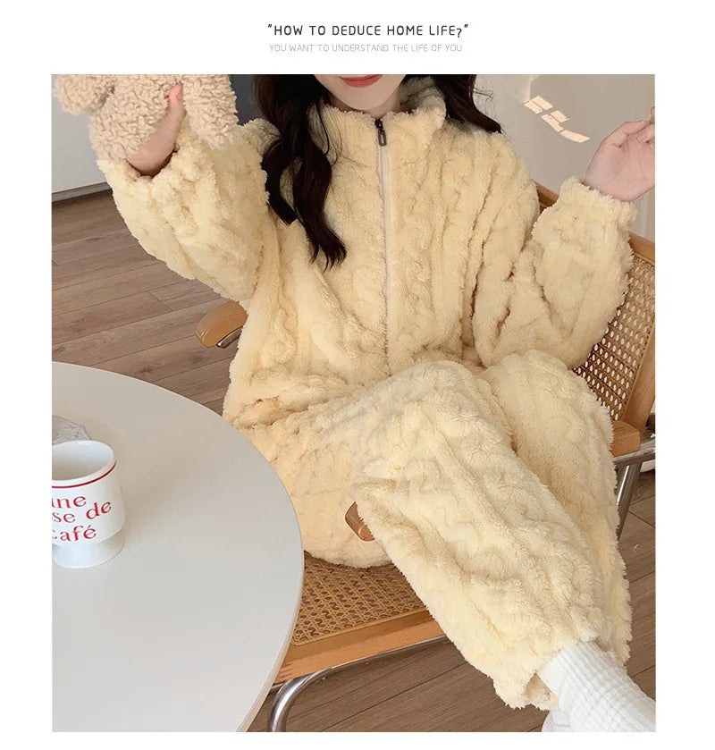 Große Größe Flanell Pyjama Set Herbst Winter Weibliche Nachtwäsche Hosen Anzug Verdicken Korallen Fleece Hohe Kragen Lounge Tragen Homewear.