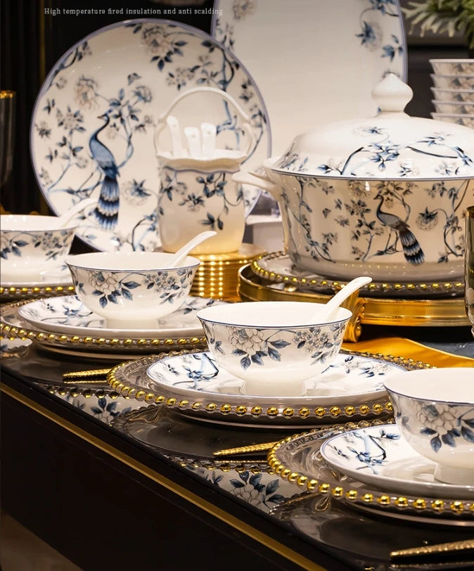 Blue Peacock Bone China Dining Plate Blue and White Kitchen Tableware Flower Ceramic Tableware Home Dining Bar Main Course Plate.