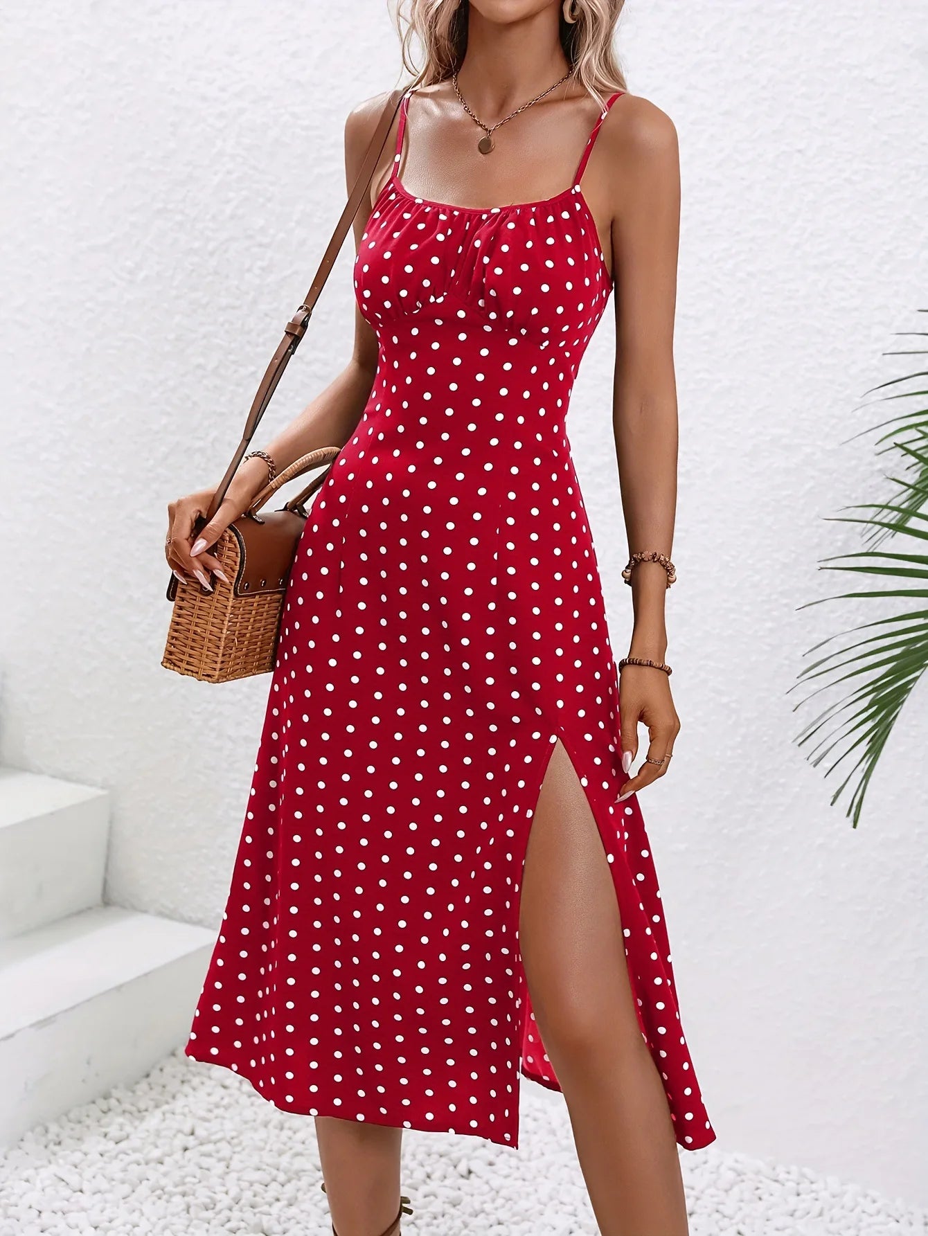 2024 sommer Sexy Spaghetti-trägern Kleid Frauen Mode Polka Dot Print Ärmelloses Schlitz Kleid Boho Casual Strand Midi Kleider.