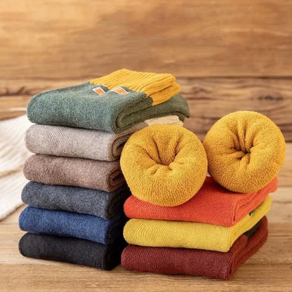 10Pairs/Men's Cotton Socks Winter Autumn Thickened Warm Mid-tube Socks Cotton Loop To Keep Warm Antibacterial Socks for MenWomen.