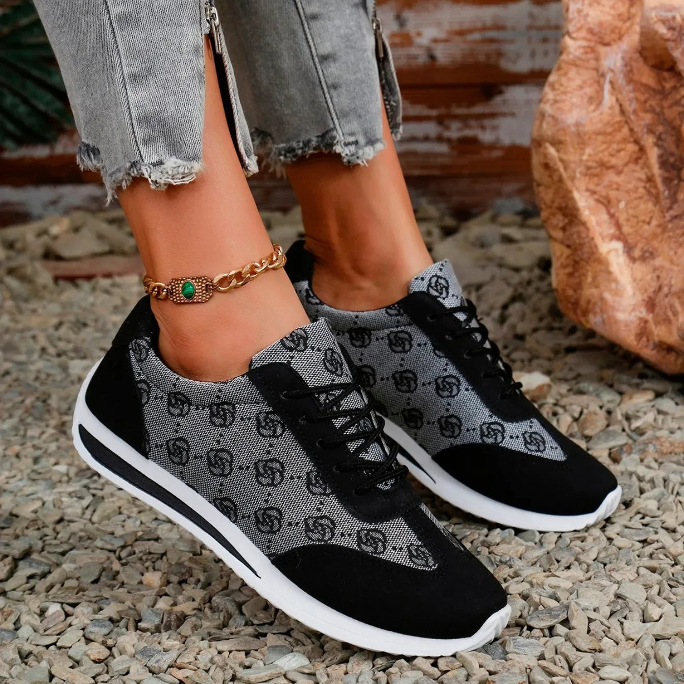 Women Thick Soled Cross Round Head Thin Fashion Shoes Women Comfortable  Breathable Casual Wear-resistant Shoes Zapatos De Mujer.