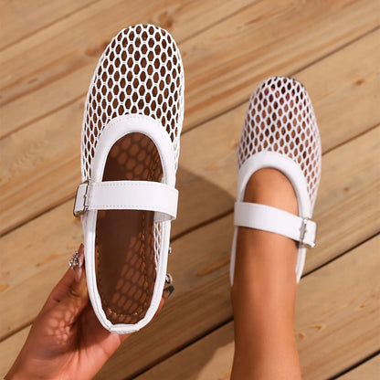 Women Sandals Mesh Breathable Fashion Versatile Sandals Women New Flat Soft Soled Mary Jane Shoes for Women Sandalias De Mujer.