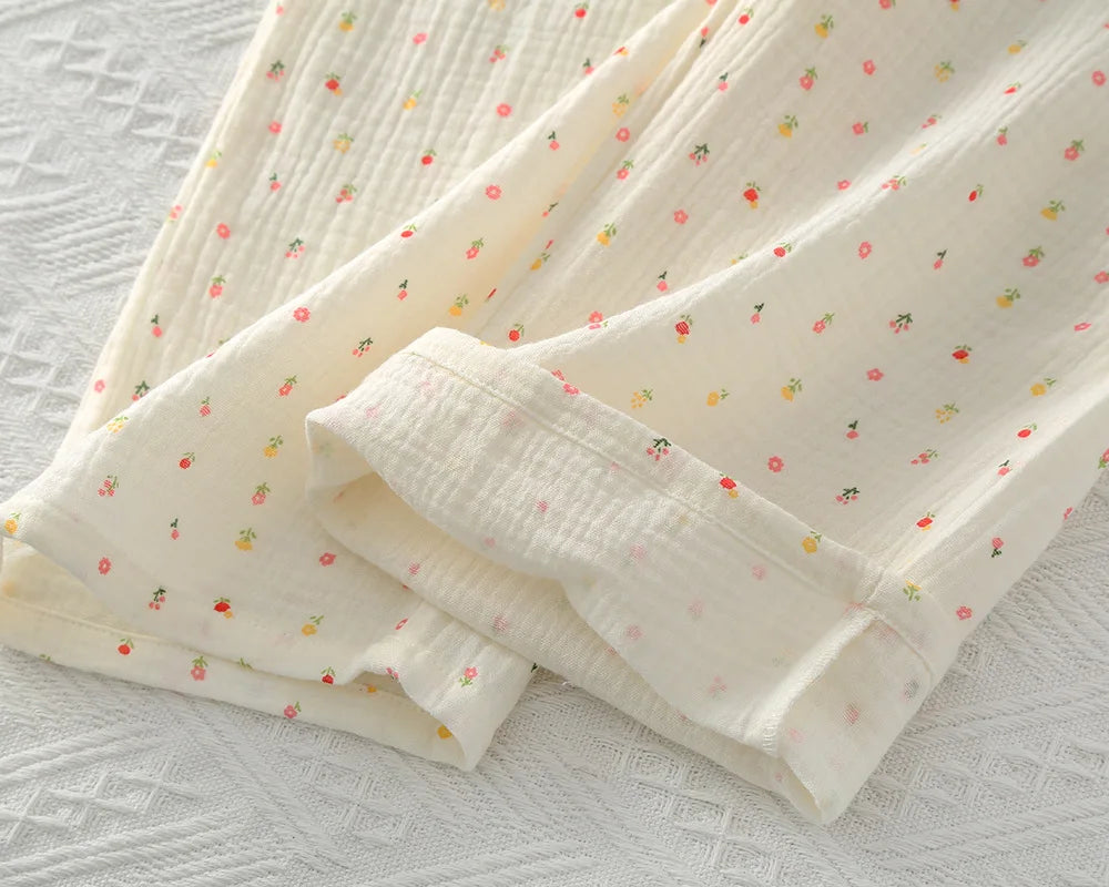 Pajamas pure cotton three-piece set spring and summer thin crepe autumn gauze lapel short-sleeved trousers shorts loungewear set.