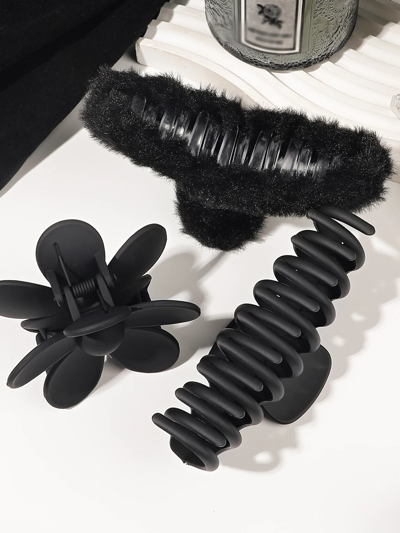 7/8Pcs Neutral Color Hair Clips for Women 4.7Inch Large Hair Claw for Thin Thick Hair,Big Matte Banana Clip,Strong Hold jaw clip.