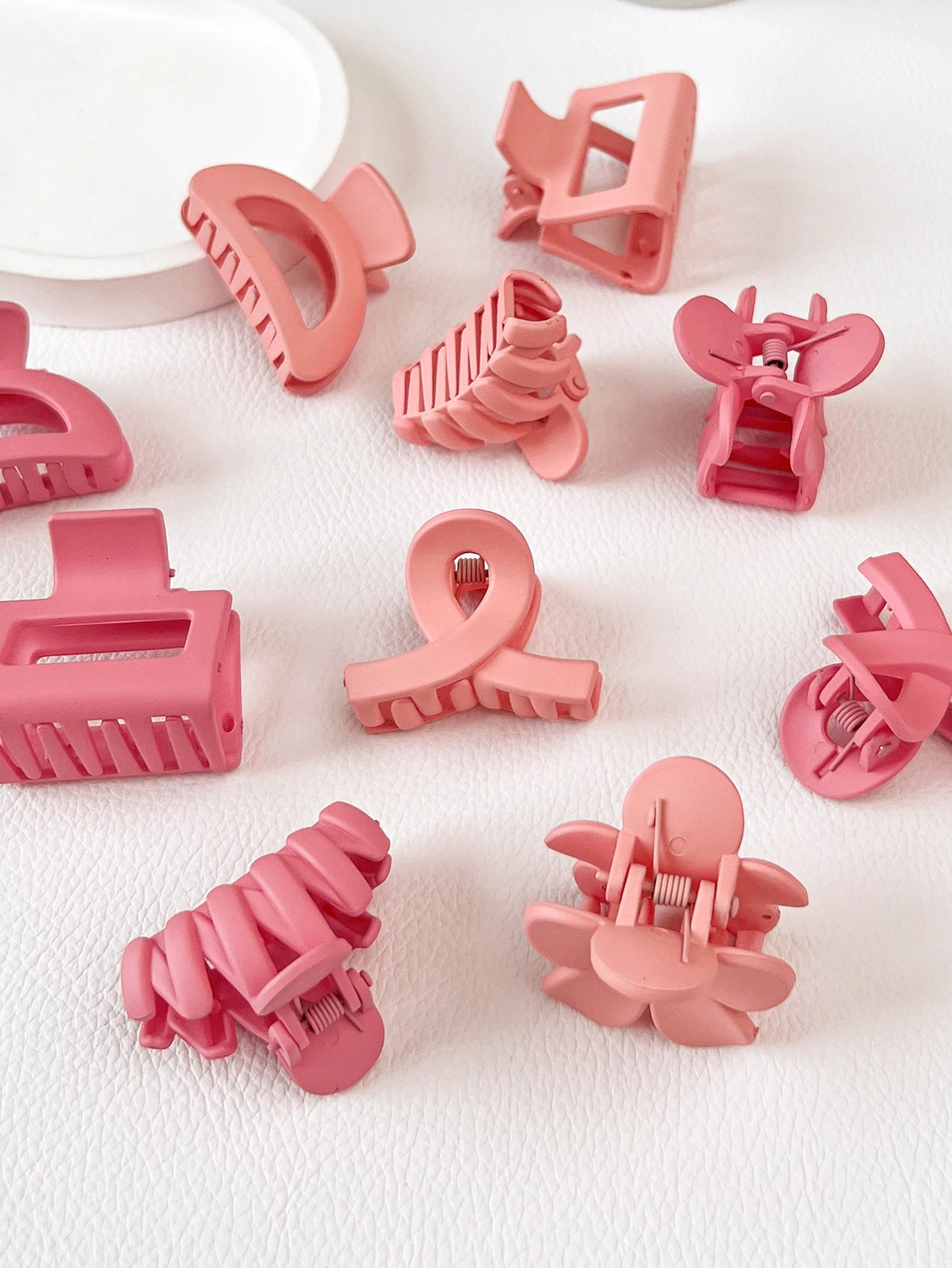 10 Pcs Pink Small Claw Clips Set,Matte Tiny Flower Jaw Clips for Women Girls,5 Style Nonslip for Thin Medium Fine Hair.