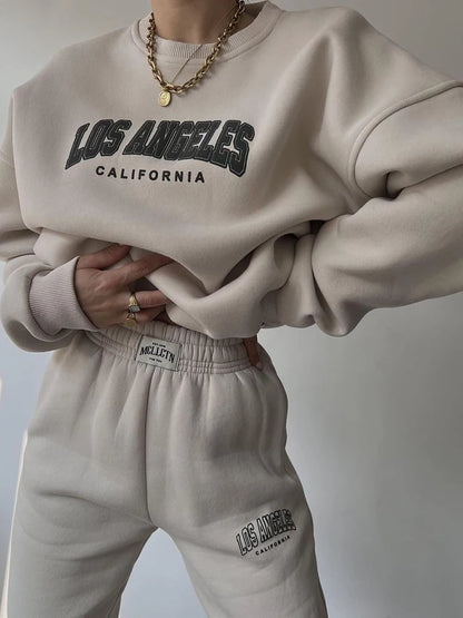 Warm Suit Autumn Winter Women Solid Set Elegant O-neck Pullover Hoodie And Pocket Trousers Two-Piece Set Lady Casual Loose Sets.