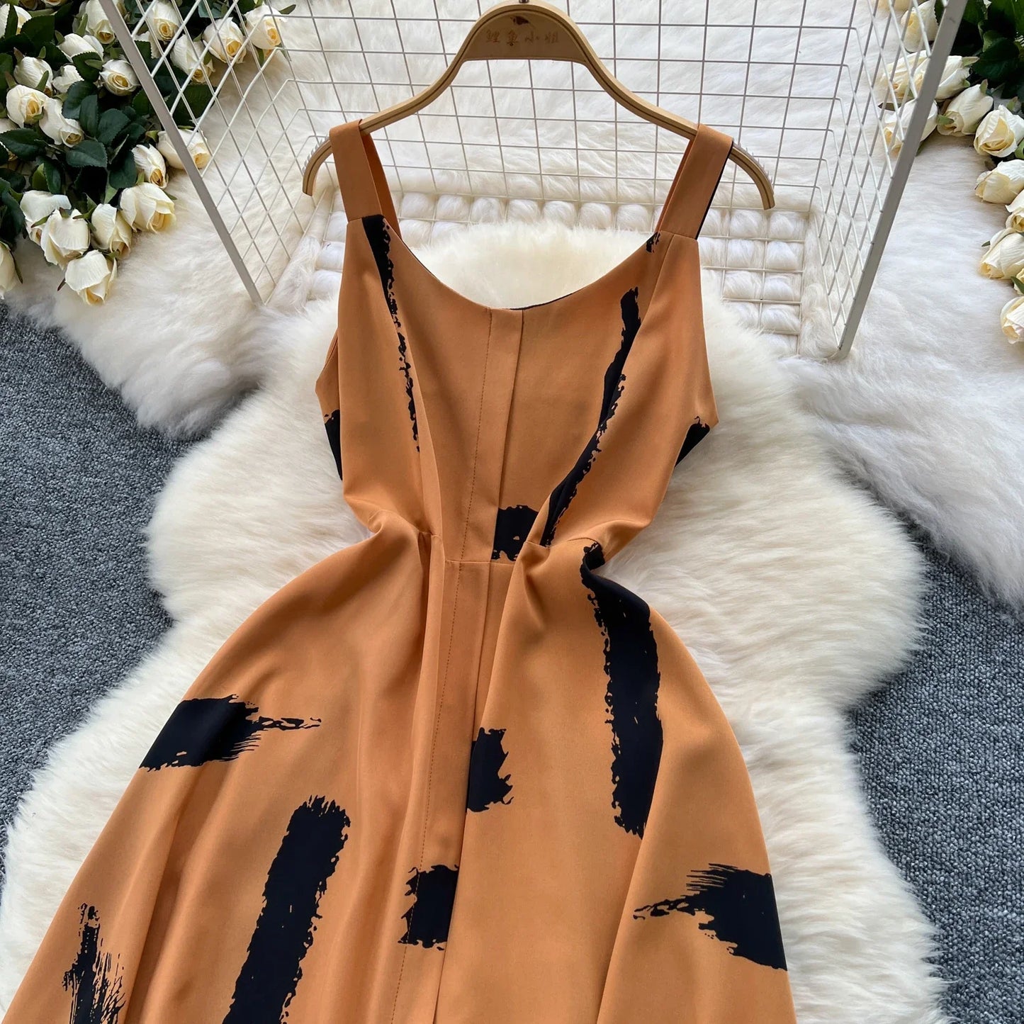 Neue Sommer Druck Süße Kleid Träger O Neck Backless Split Elegante Damen Urlaub Strand Party Midi Sommerkleid.