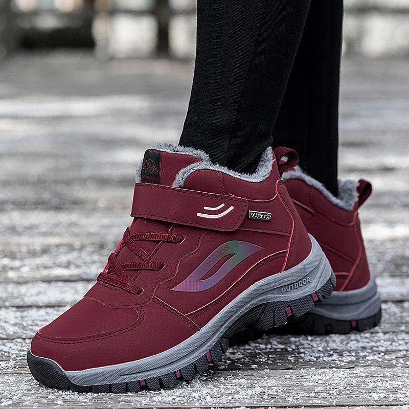 Unisex Winter Cotton Shoes Thick Soled Leather Warm Comfortable Snow Walking Casual Shoes Lightweight Outdoor High Top Boots.