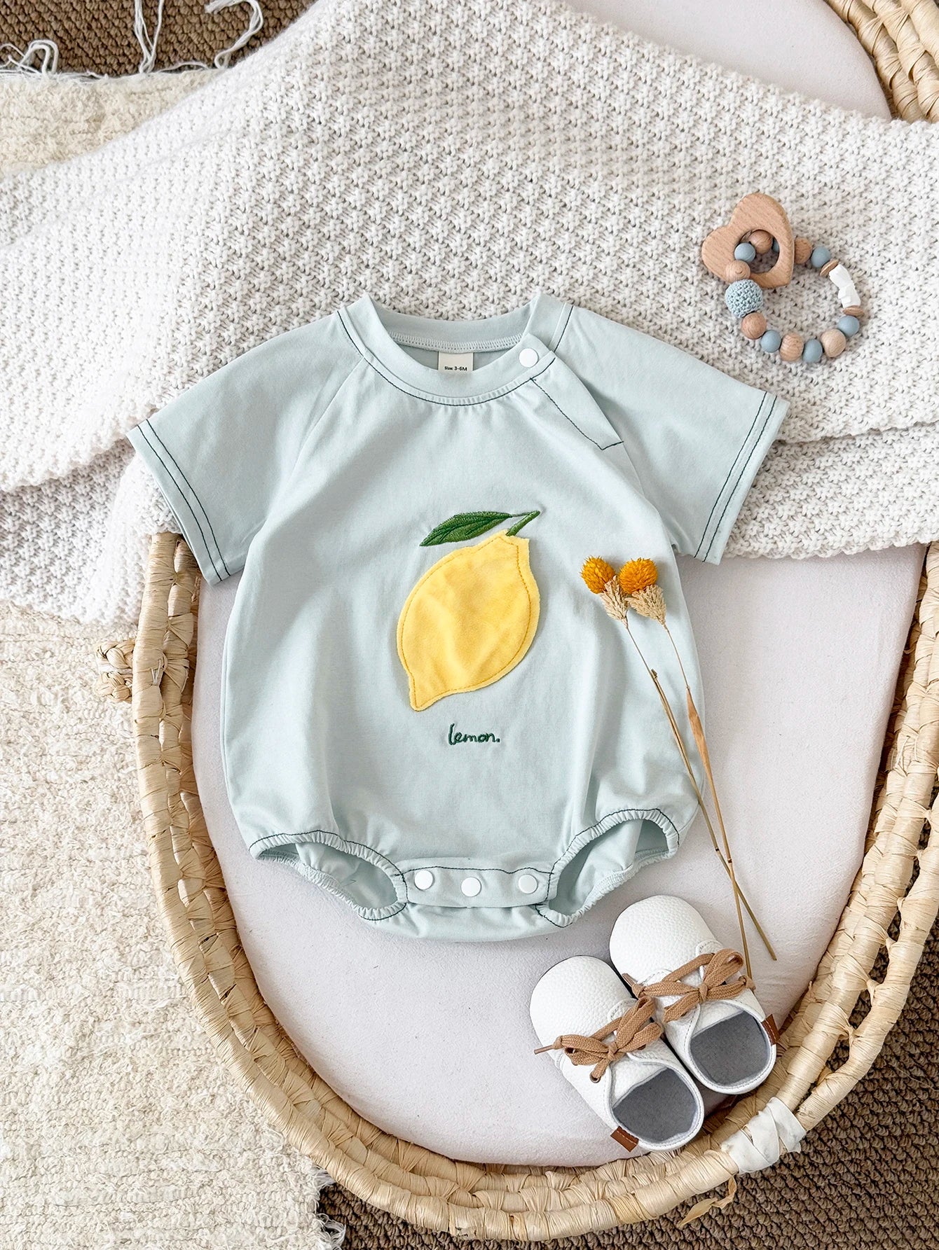 INS Sommer Neue Baby Body Neugeborenen Kleidung Jungen Mädchen Baumwolle Dreieck Strampler Plüsch brief Kurzarm Infant 0-18M.