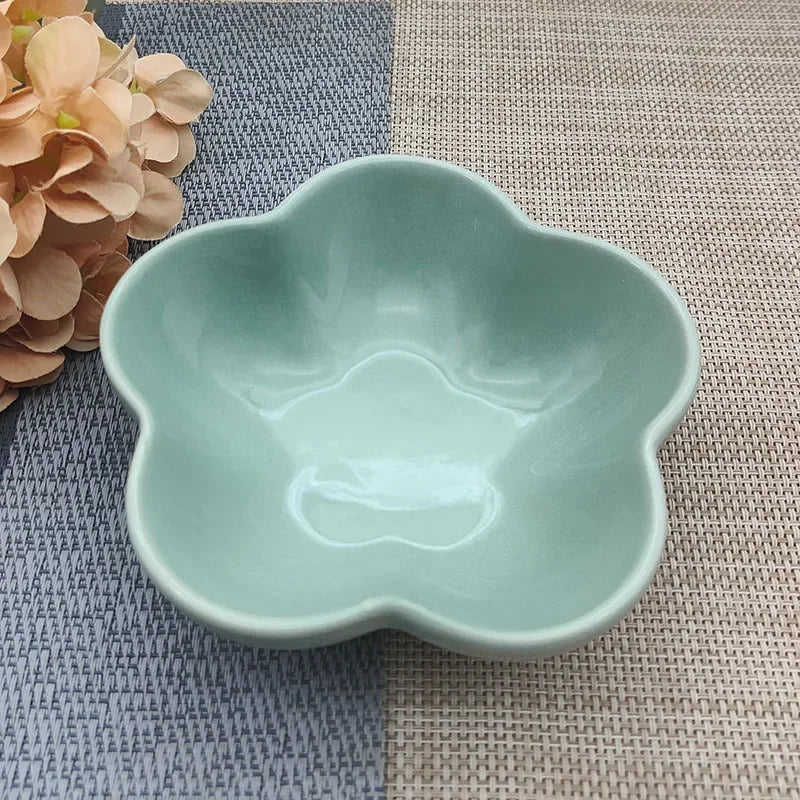 5'' Elevated Flower Design Ceramic Cat Bowl, Pet Food Dish, Small Dish Dip Dish, Deep Feeders, for Home Kitchen Supplies Gift.