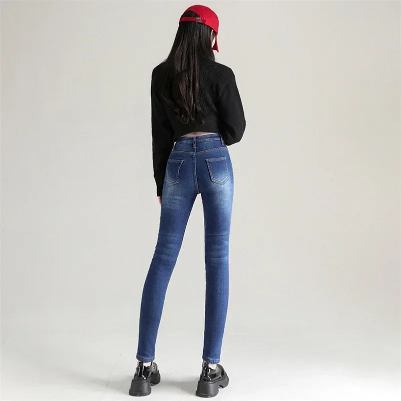 Frauen Thermische Dünne Jeans Mom Winter Warme Plüsch Stretch Jeans Dame Fleece Schnee Denim Hosen Student Bleistift Gerade Bein Hosen
