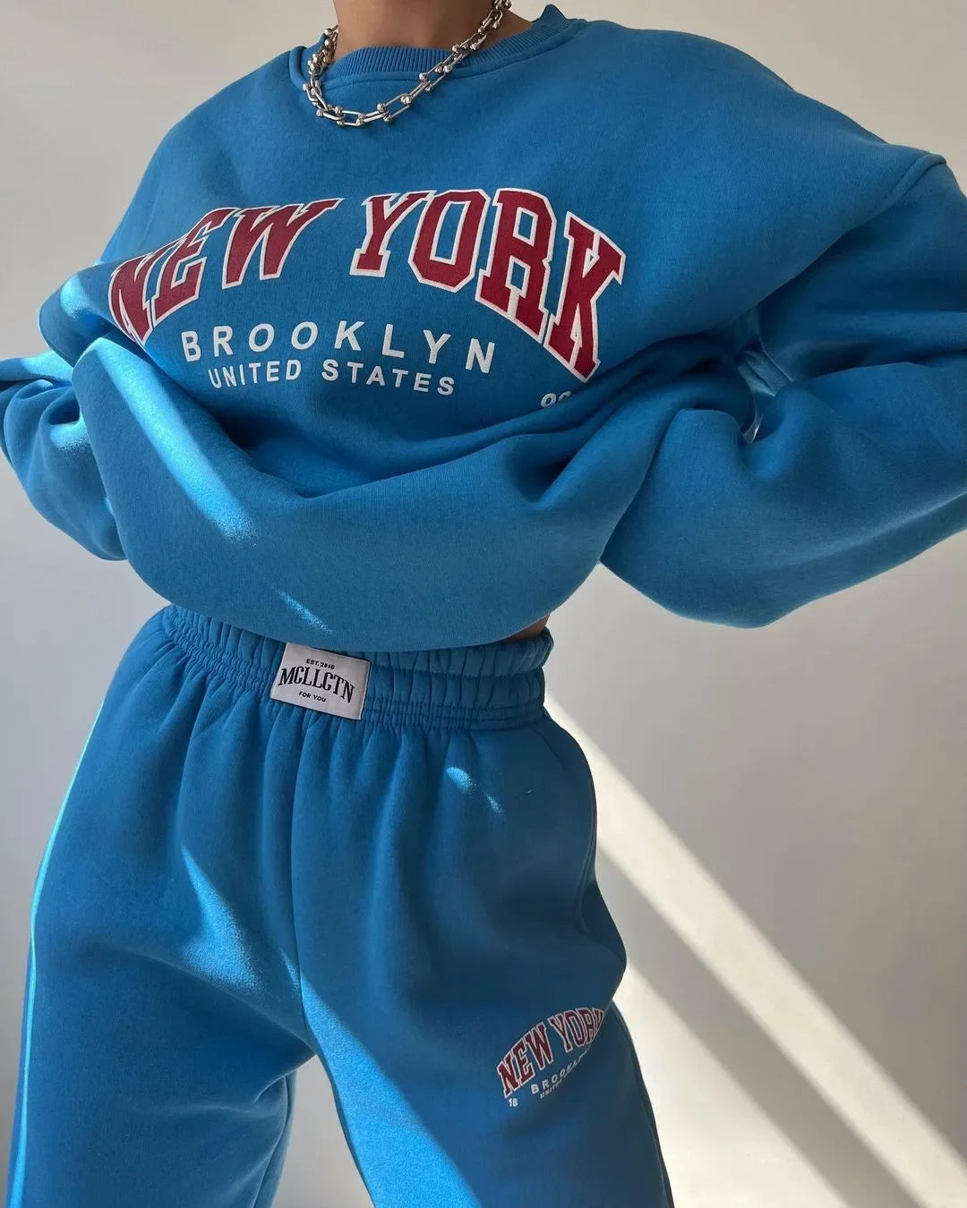 Warm Suit Autumn Winter Women Solid Set Elegant O-neck Pullover Hoodie And Pocket Trousers Two-Piece Set Lady Casual Loose Sets