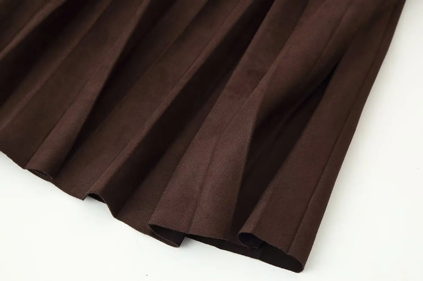 European and American style autumn new fashion trend casual simple women's matching belt suede effect pleated midi skirt.