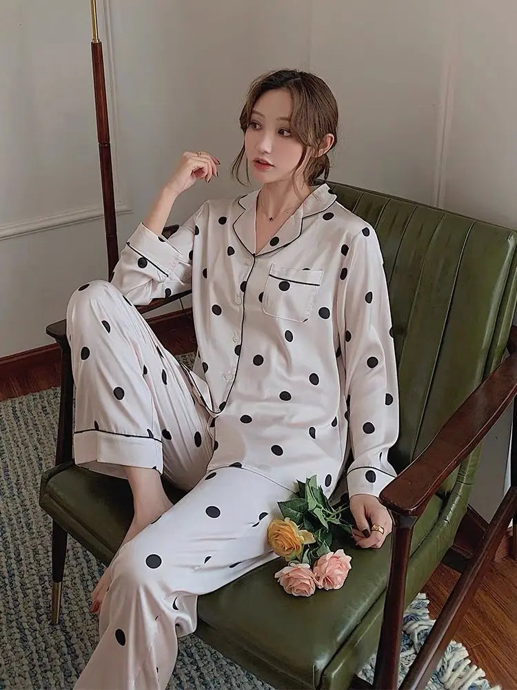 2023 frühling Herbst Neue Eis Seide 2 Stück Pyjamas für Frauen Mode Strickjacke frauen Pyjamas Süße Druck Loungewear Frauen set.