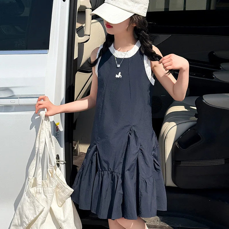 Neues Sommer-Mädchen-Prinzessinnenkleid für Kinder, ärmelloses Kleid mit Rüschen, Design-Kleider für Teenager, Kinder, lässiges Urlaubs-Strandkleid.