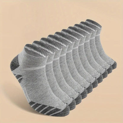 10 Pairs Cool Men Black White Four Seasons Cotton Sock Set Male Solid Color Breathable Sports Running Big Size Socks For Men.