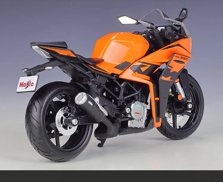 Bburago 1:12 KTM RC 390 Alloy Racing Motorcycle Model Diecast Metal Street Sports Motorcycle Model Simitation Childrens Toy Gift.