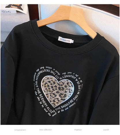 175 kg Plus Size Damen Büste 170 Frühling Herbst Lose Rundhals Langarm Bedrucktes Sweatshirt Schwarz Rosa 5XL 6XL 7XL 8XL 9XL