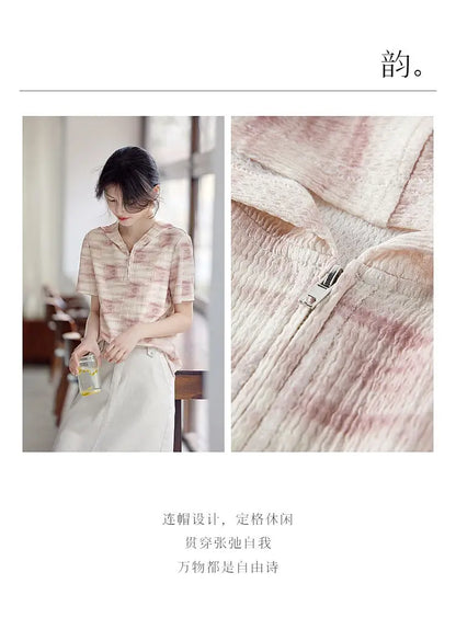 Elegant and Versatile Smudged Hooded T-shirt for Women's Simple Semi-zipper Casual Short-sleeved Top.