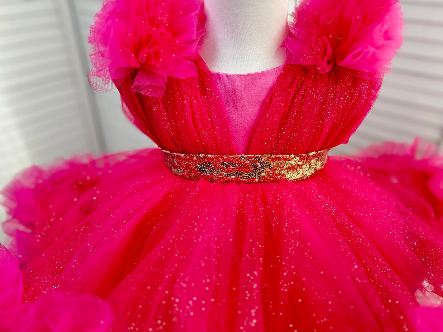 Luxuriöse Kinderkleidung, Babykleid zum ersten Geburtstag, Blumenkind-Hochzeitskleid, Mädchen-Karnevals-Performance-Kleidung.