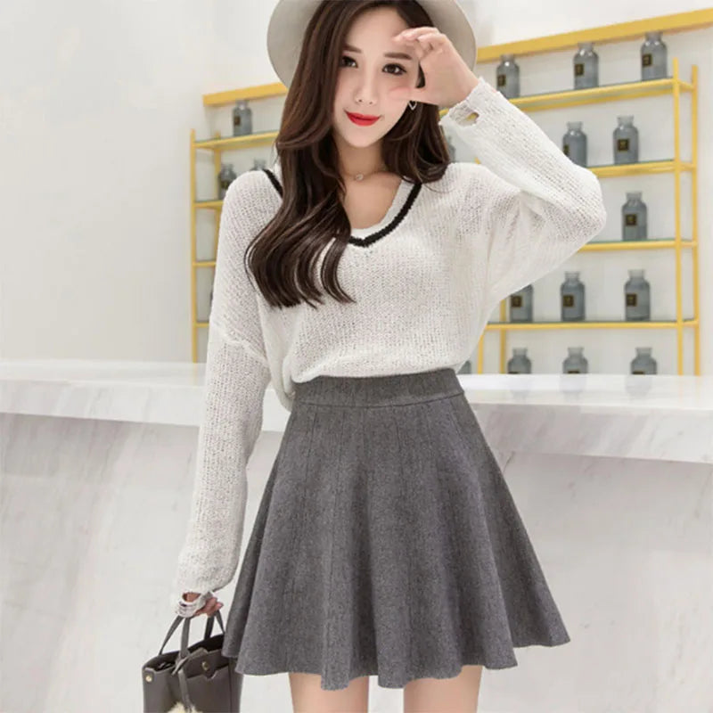 Solid Color Basic Knitted Mini Skirts Women New Autumn Winter Elastic Waist A-Line Skirts Ladies Korean All Match Pleated Skirt.